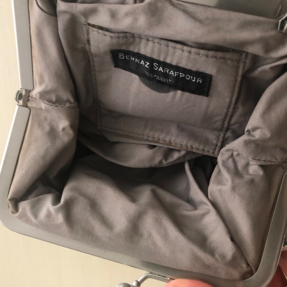 Behnaz Sarafpour For Target Rosette Handbag (RARE) Good Condition & So Cute - Picture 5 of 7